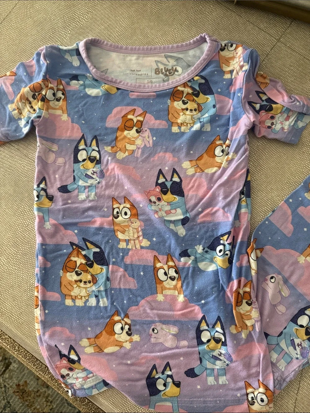 Little Sleepies pajama set size 5/6 Bluey sleepytime Colab Shorts/SS EUC